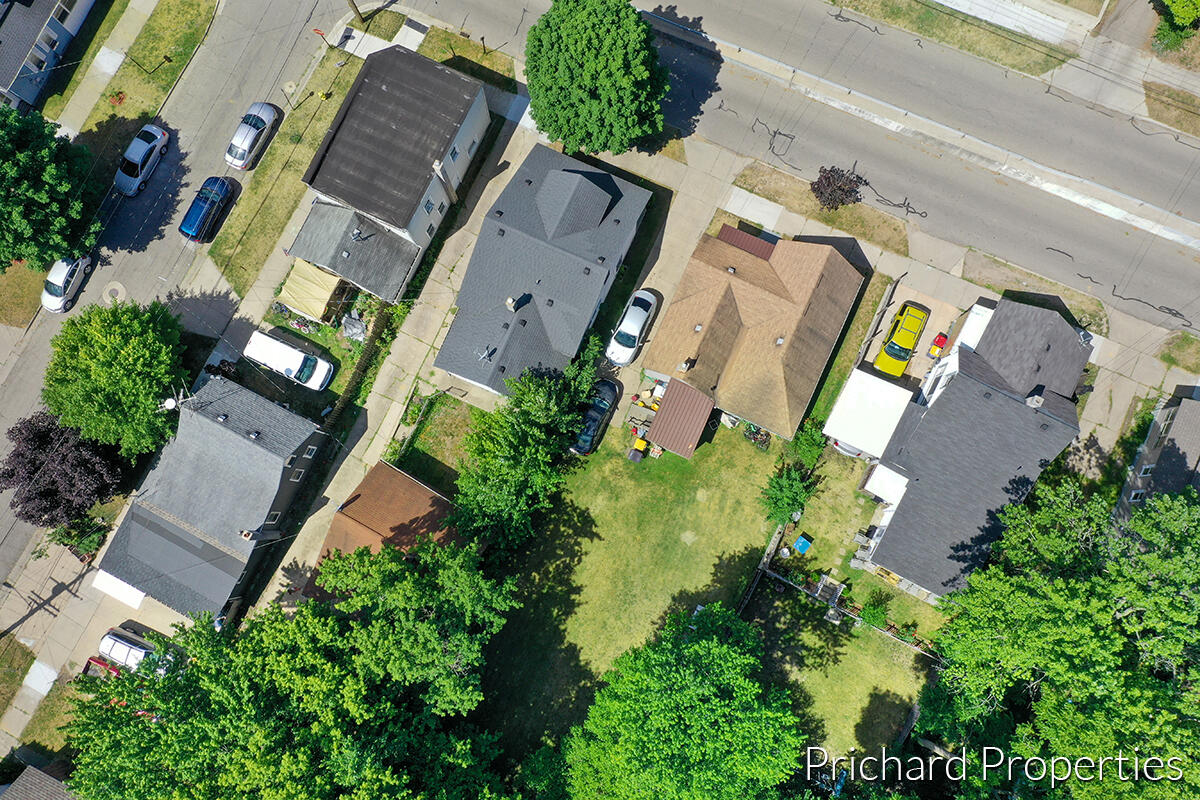 1236 Garfield Avenue NW