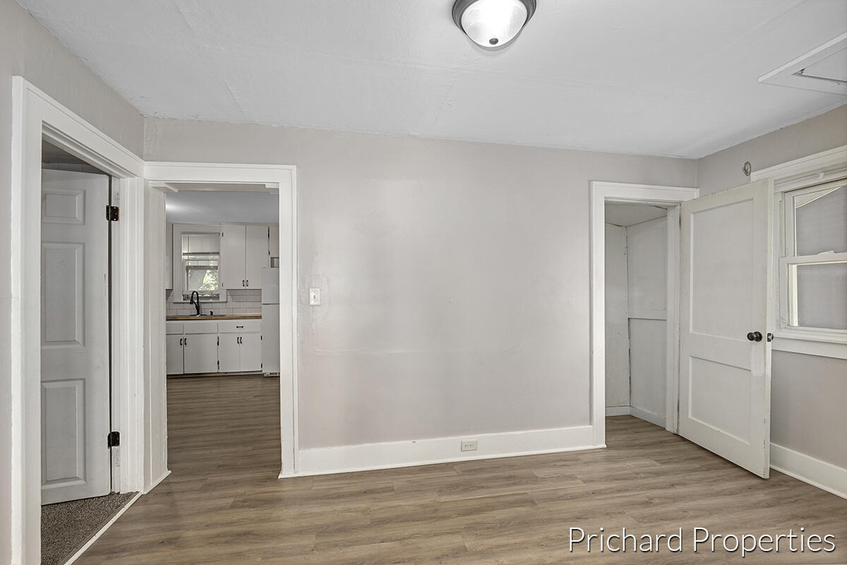 1236 Garfield Avenue NW