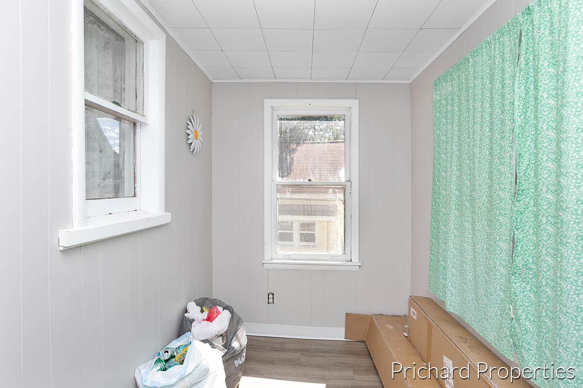 1236 Garfield Avenue NW