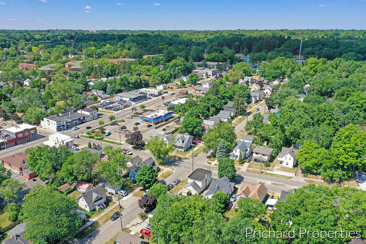 1236 Garfield Avenue NW