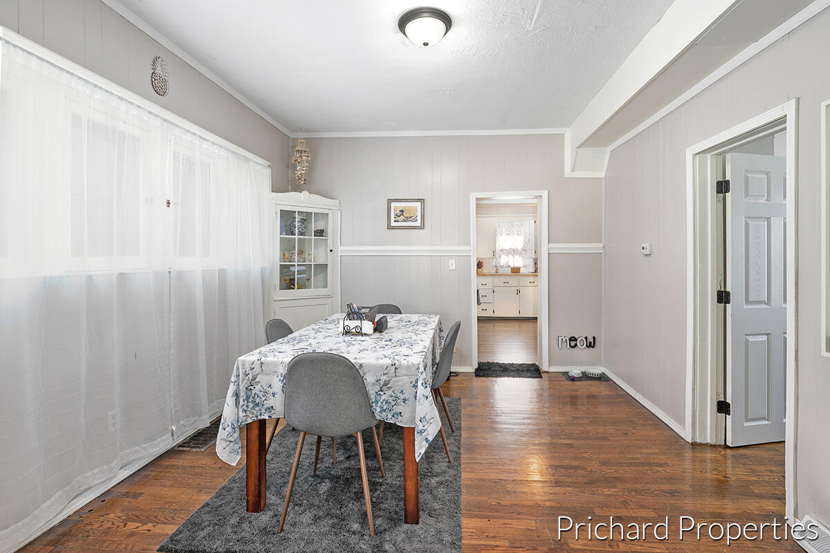 1236 Garfield Avenue NW