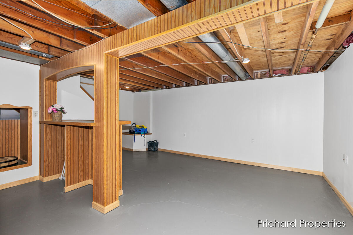 1642 Pennoyer Avenue, 1644