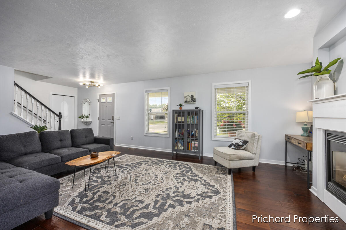 5789 Walnut Ridge Drive SW