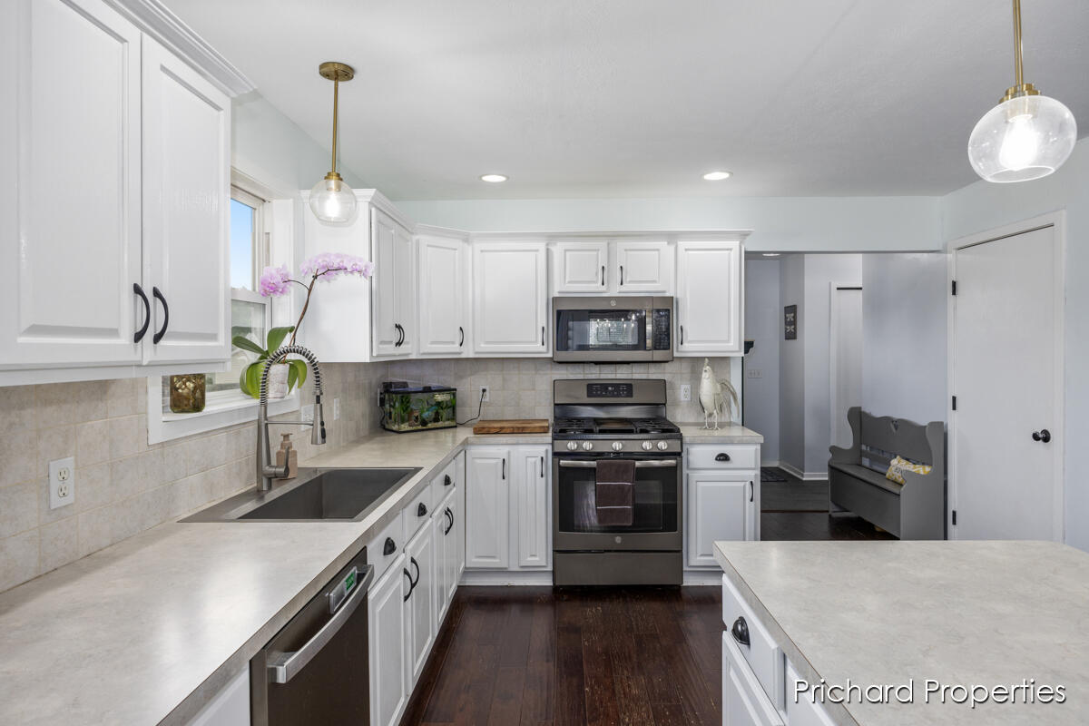 5789 Walnut Ridge Drive SW