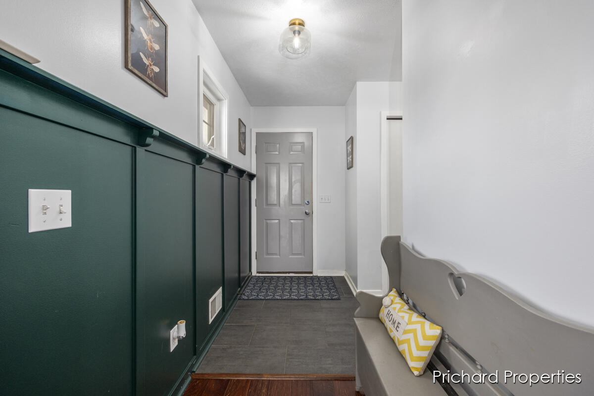 5789 Walnut Ridge Drive SW