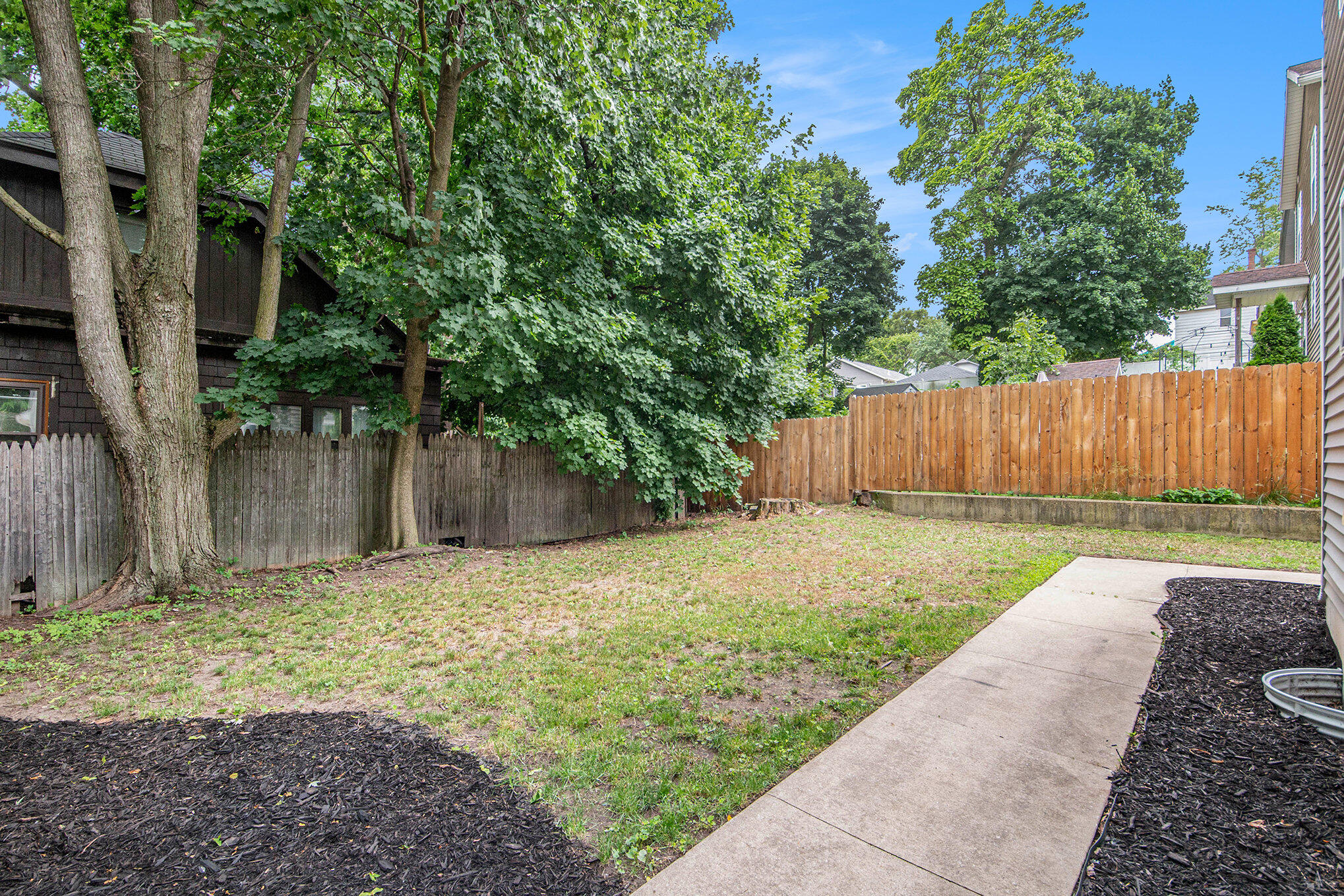 608 Dolbee Avenue SE