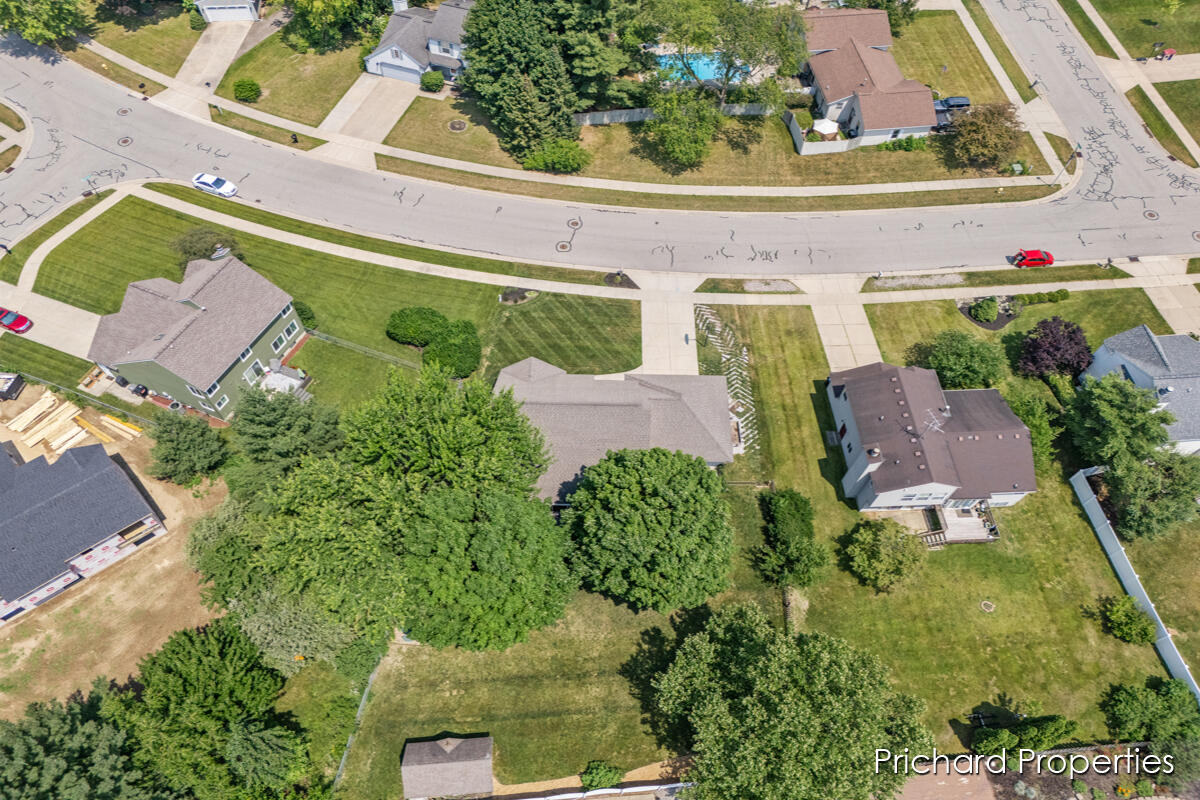 4326 Brookcrest Drive SW