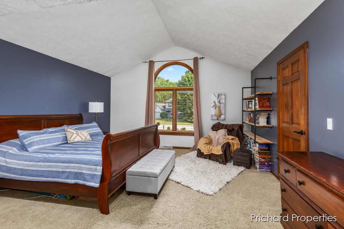 4326 Brookcrest Drive SW