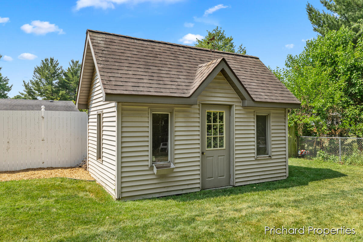 4326 Brookcrest Drive SW