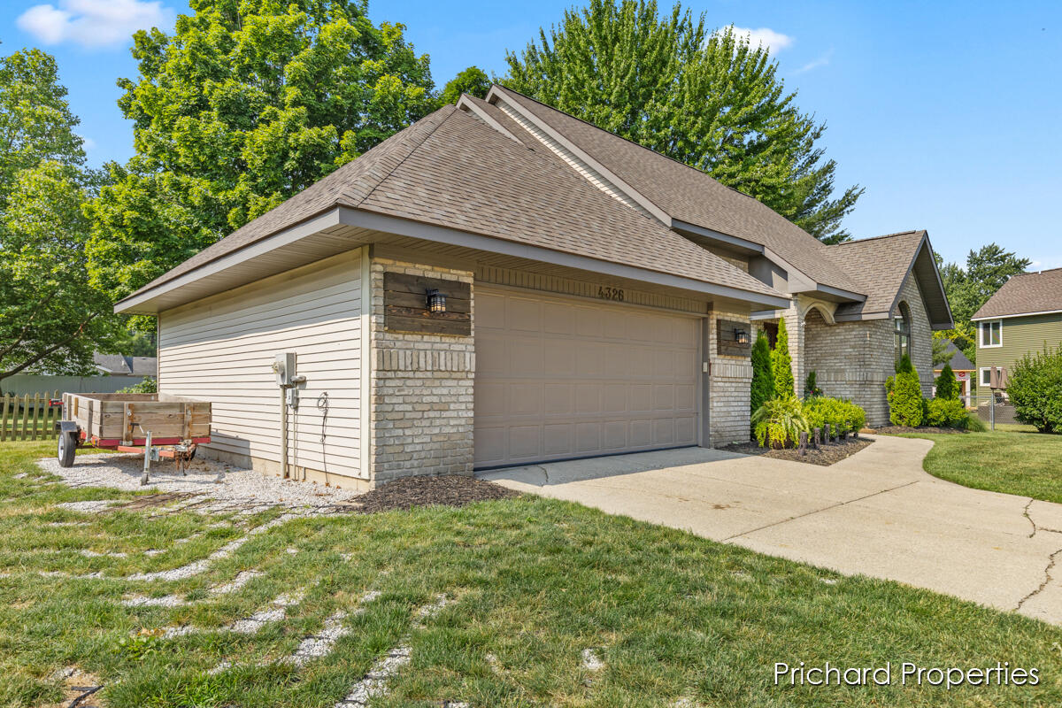 4326 Brookcrest Drive SW