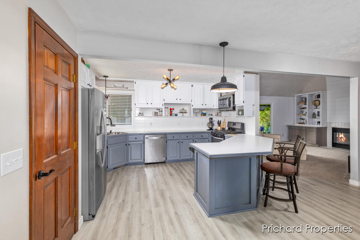 4326 Brookcrest Drive SW