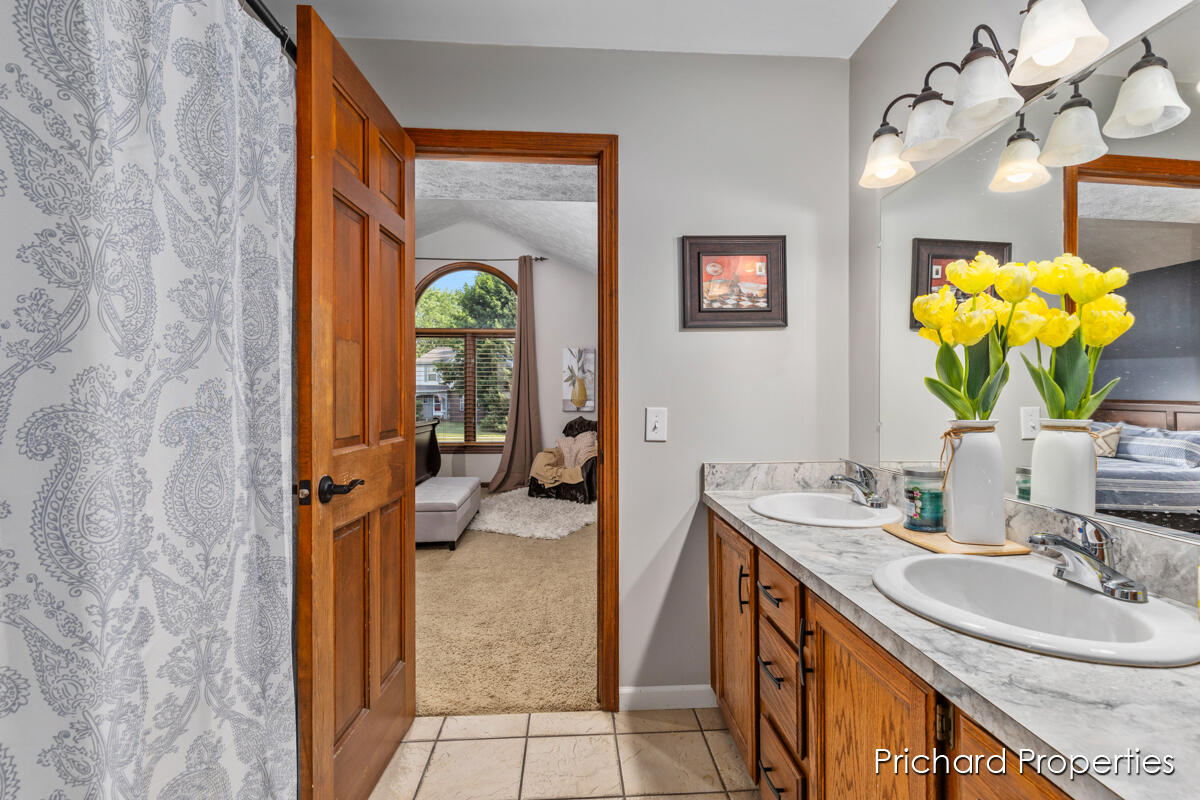 4326 Brookcrest Drive SW