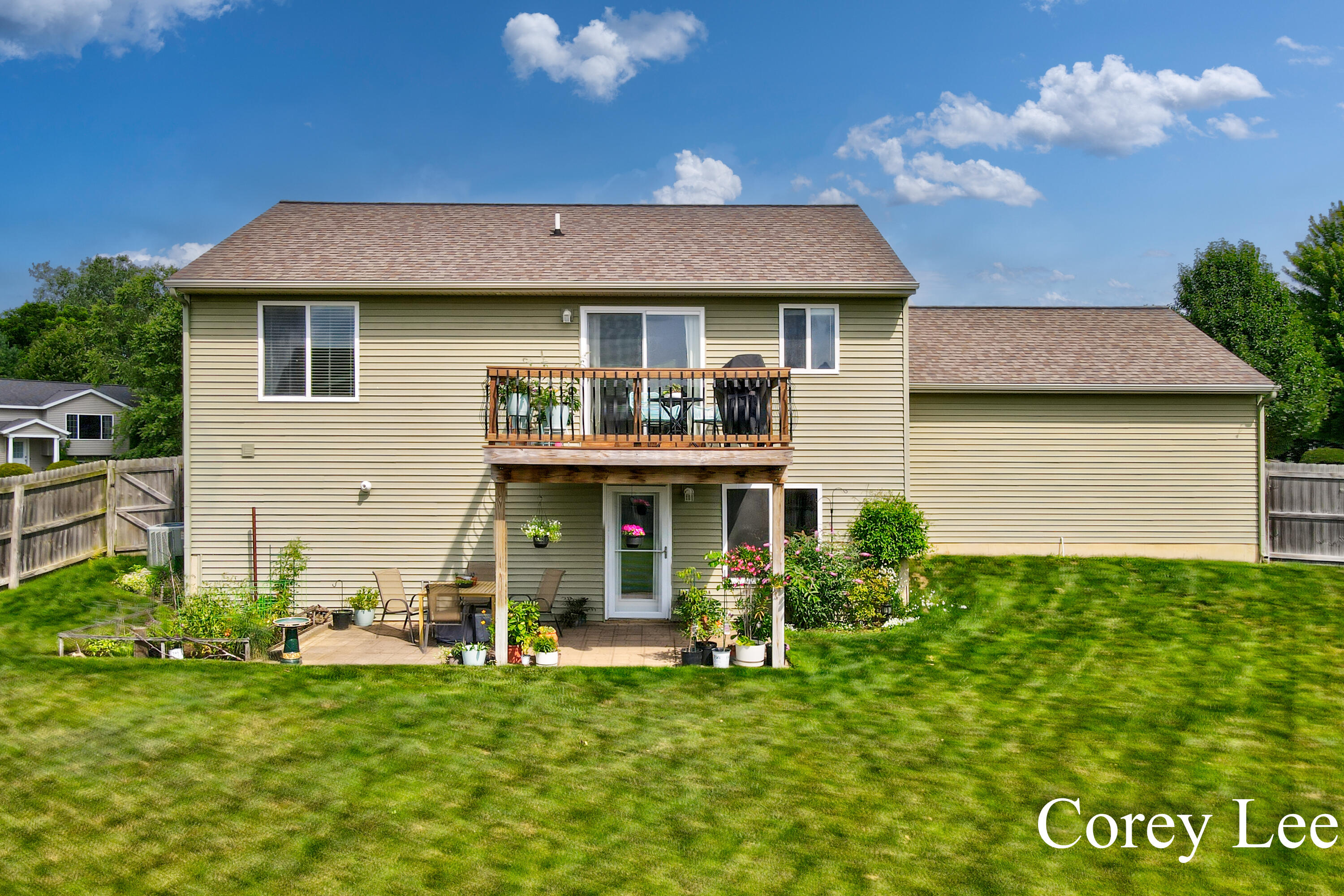 514 Clear Wood Drive SE