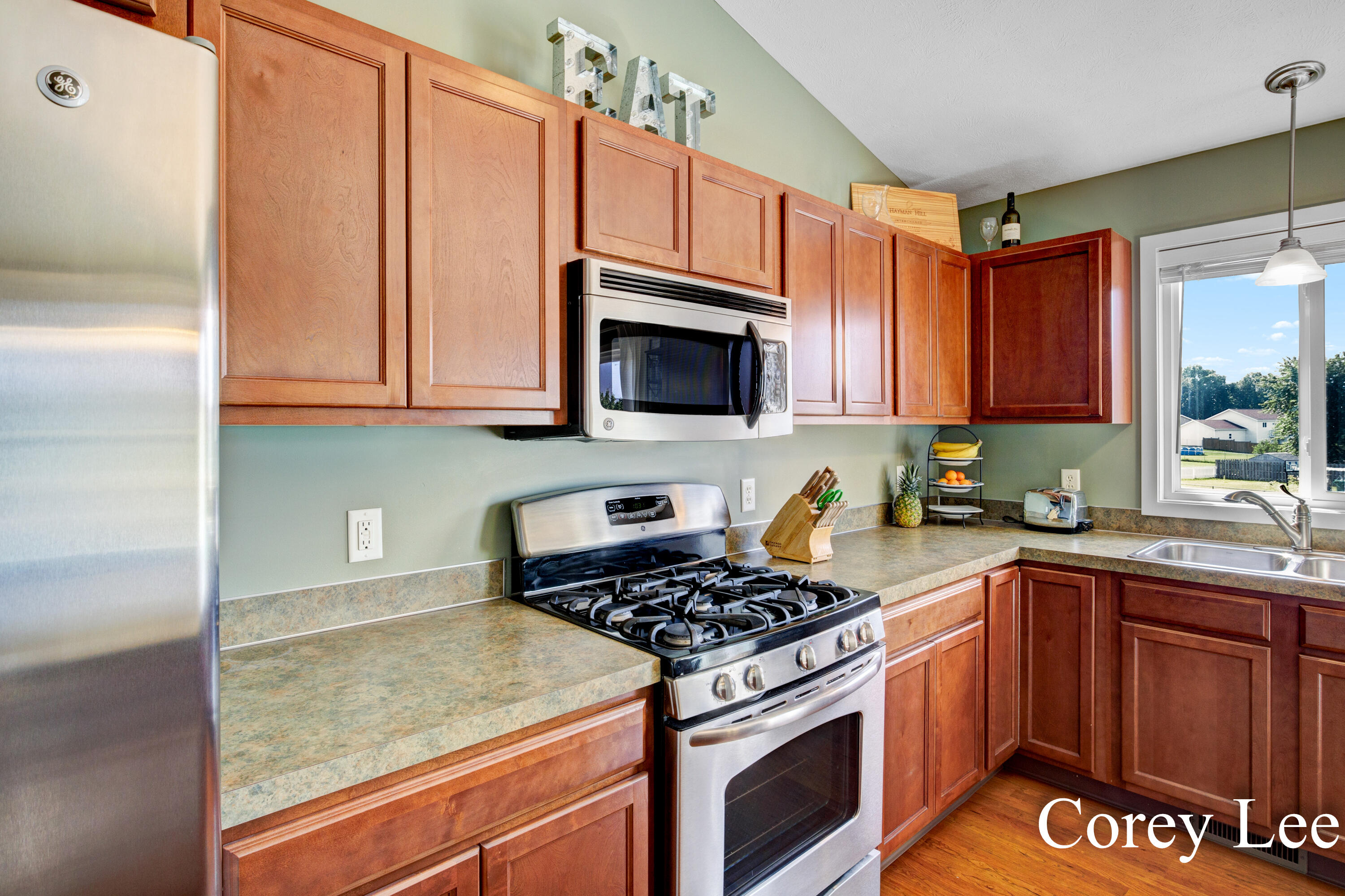 514 Clear Wood Drive SE