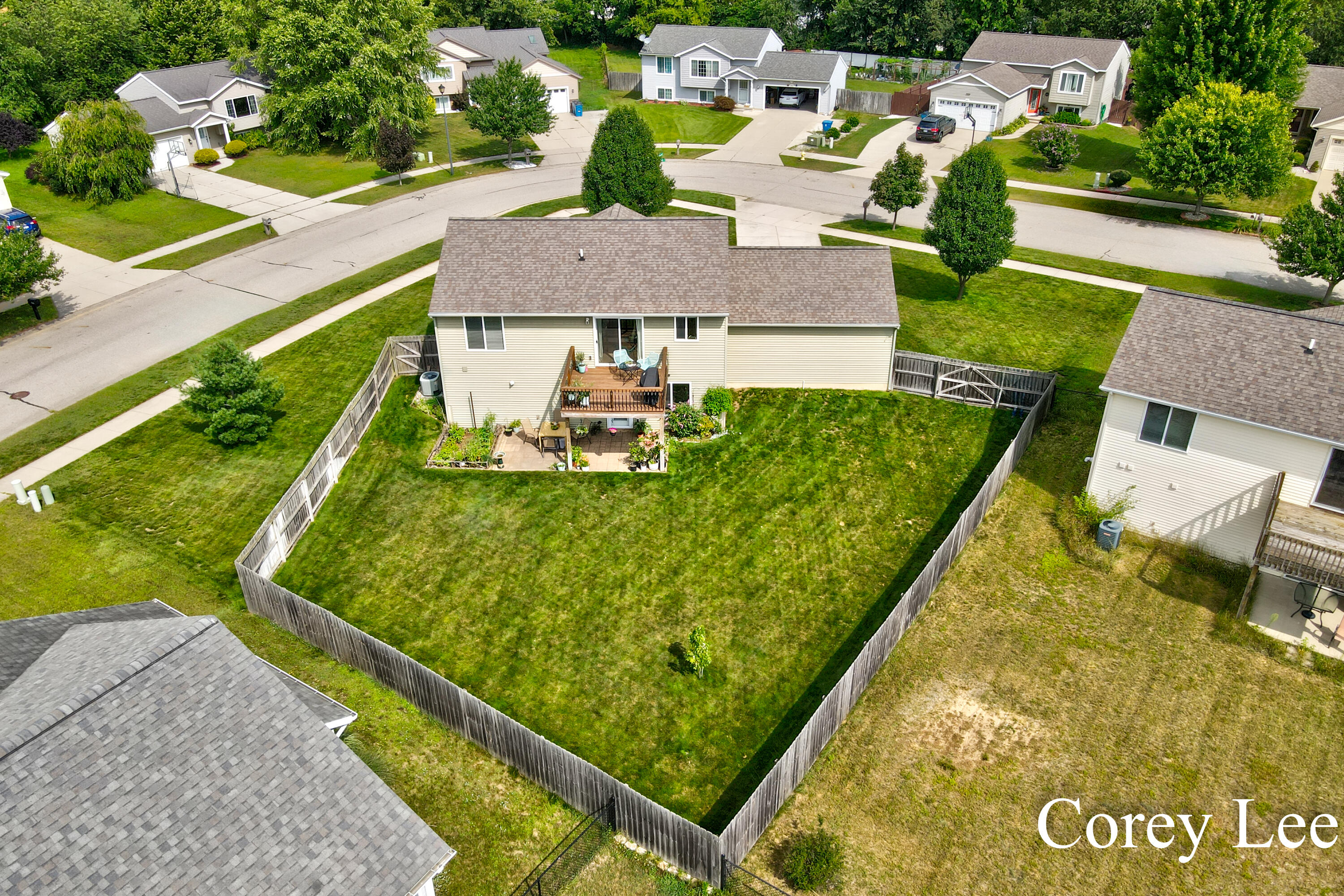 514 Clear Wood Drive SE