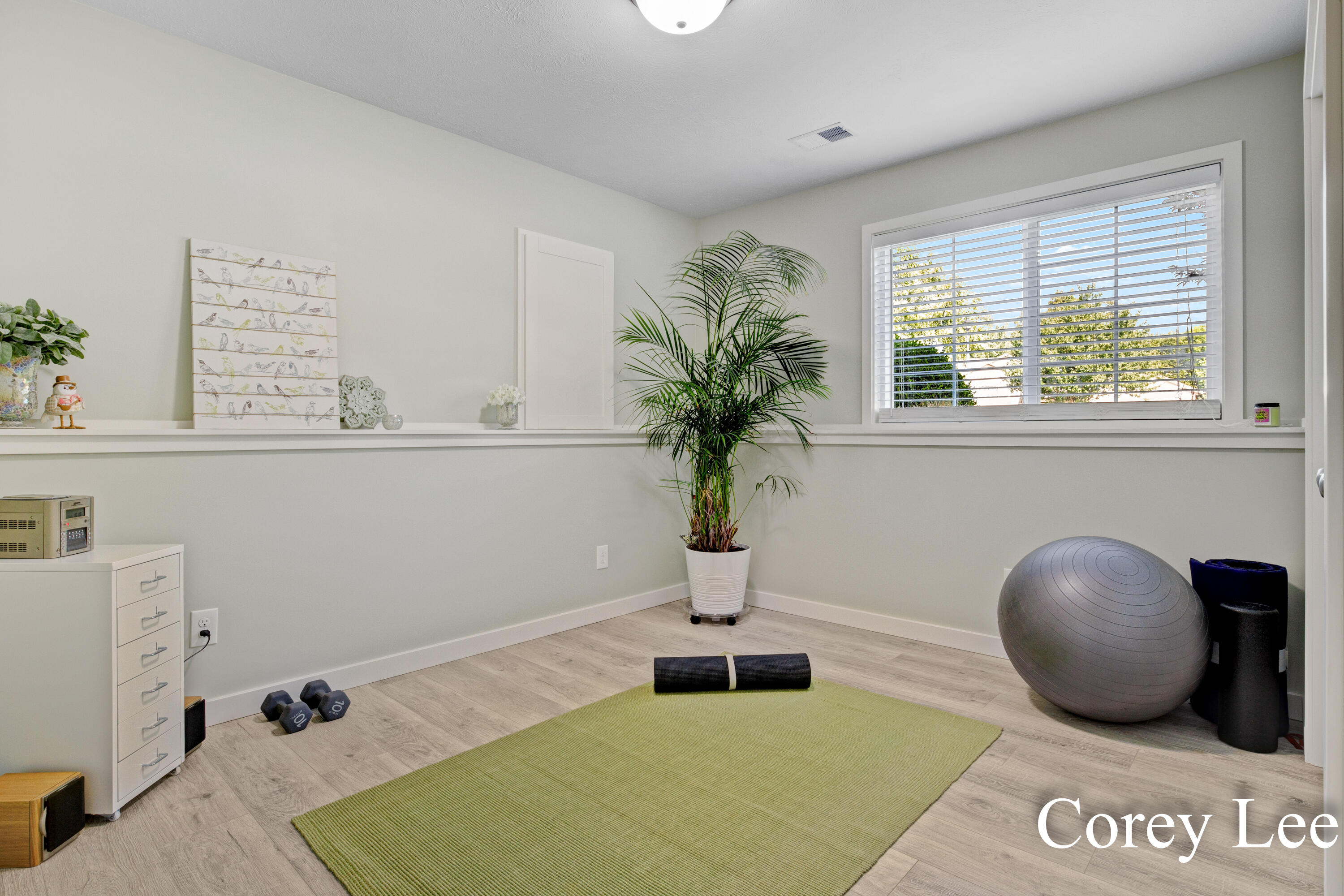 514 Clear Wood Drive SE