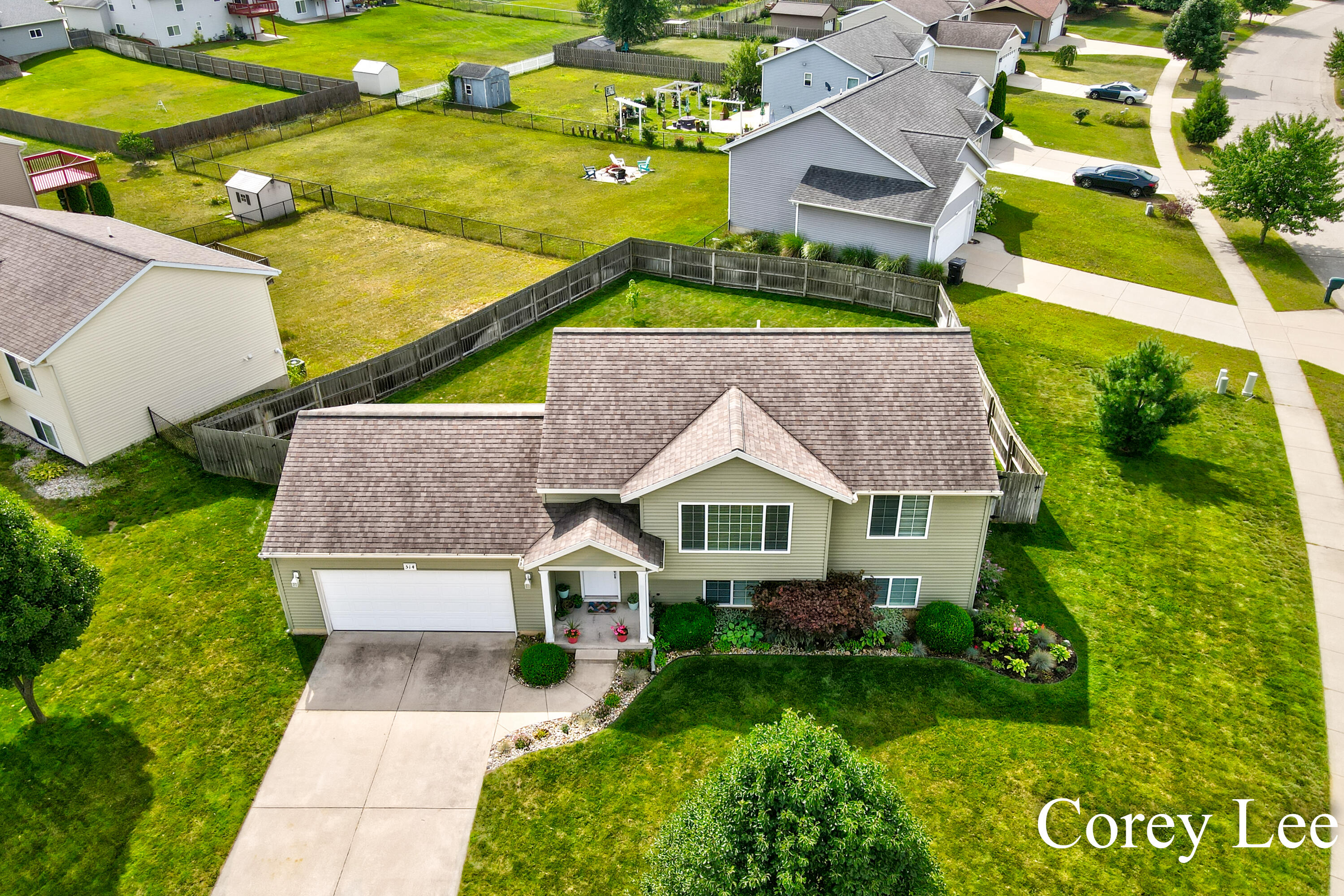 514 Clear Wood Drive SE