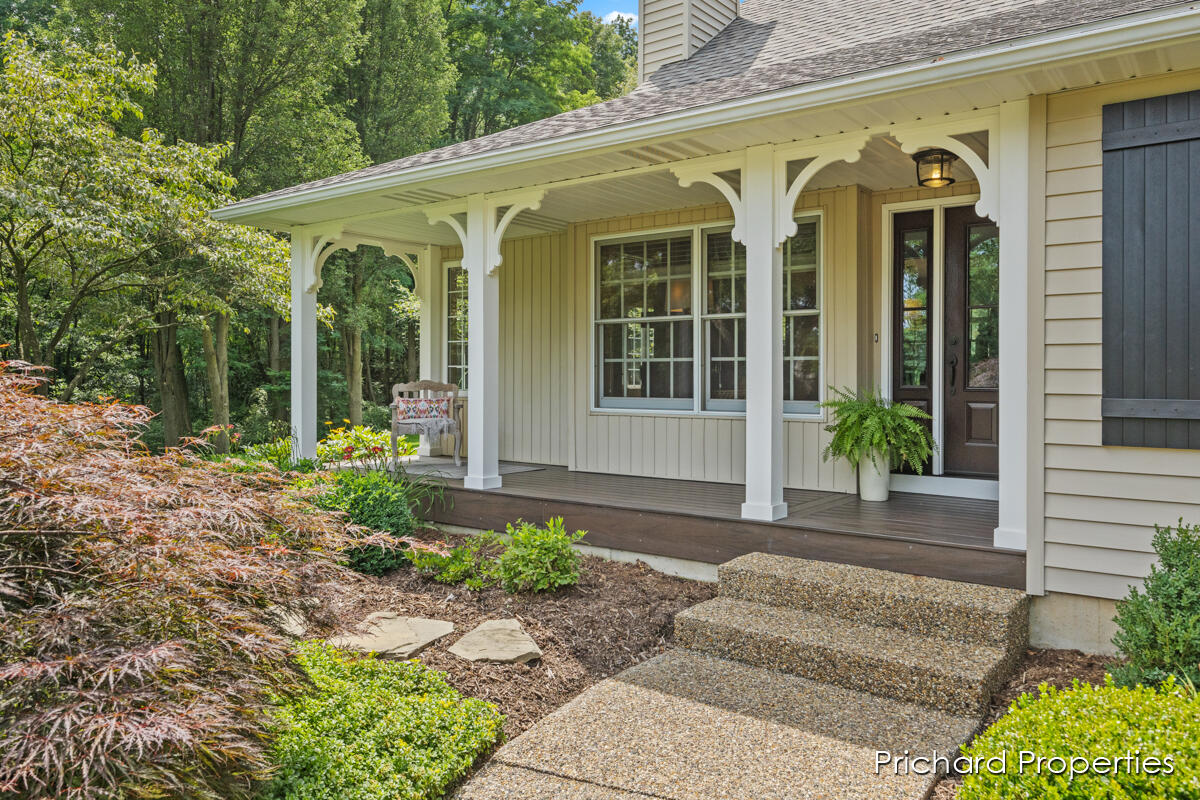 3911 McNaughton Hls Drive