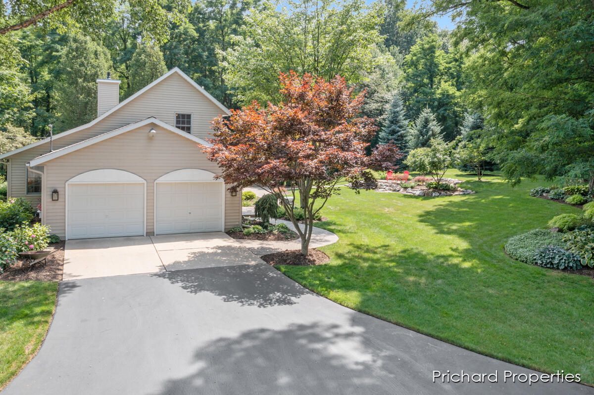 3911 McNaughton Hls Drive
