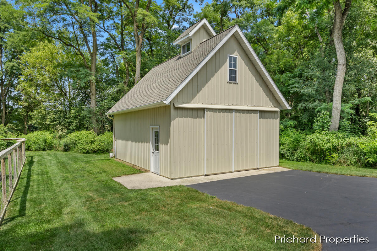 3911 McNaughton Hls Drive