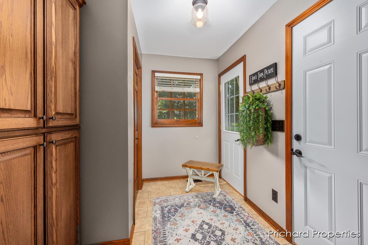 3911 McNaughton Hls Drive