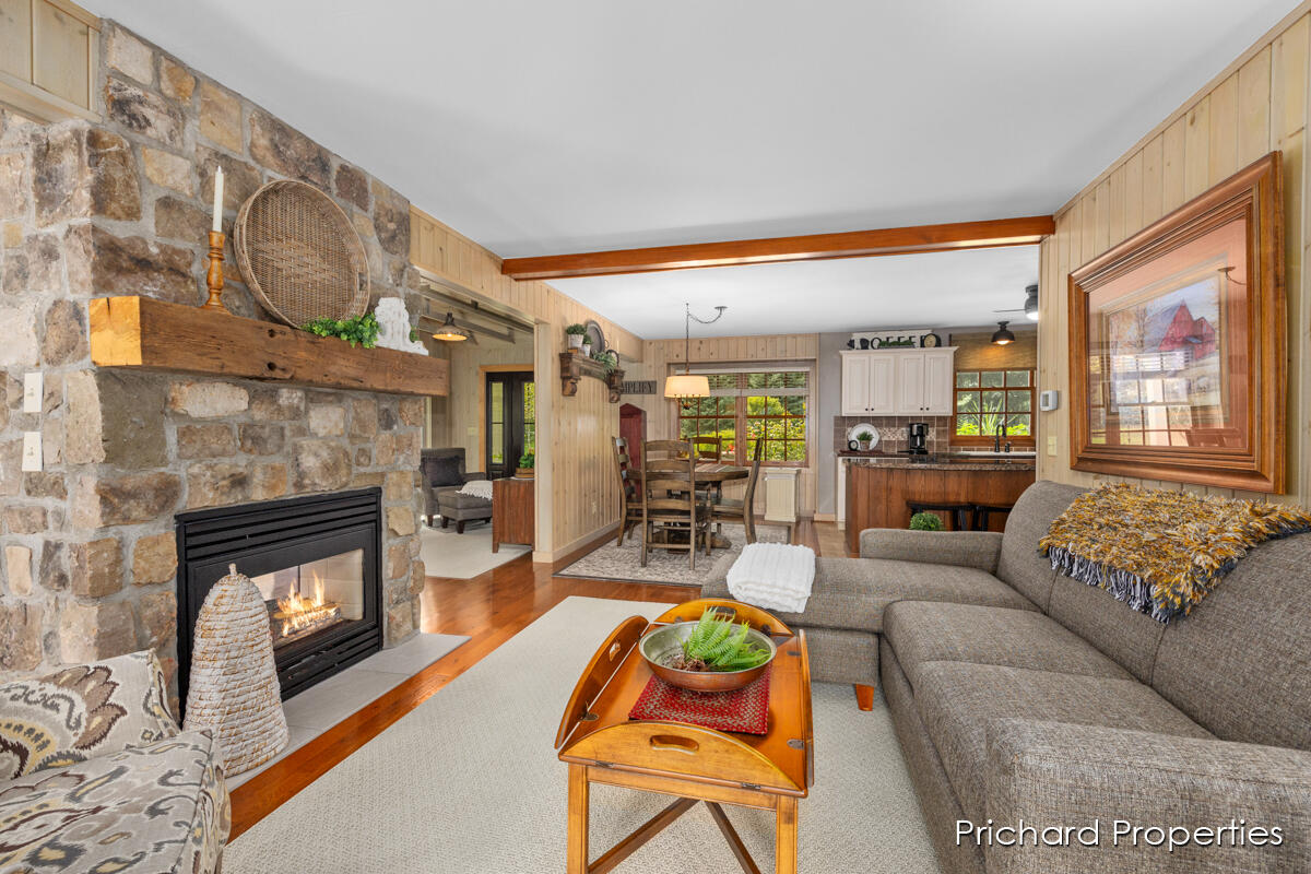 3911 McNaughton Hls Drive