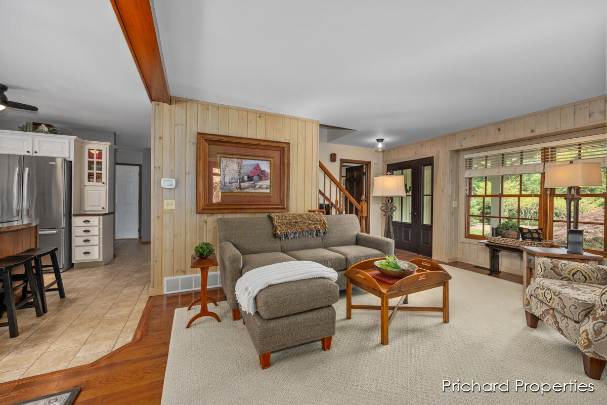 3911 McNaughton Hls Drive