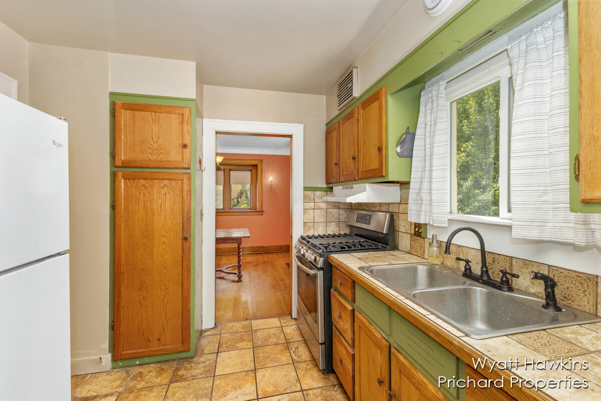 1815 Willard Avenue SE