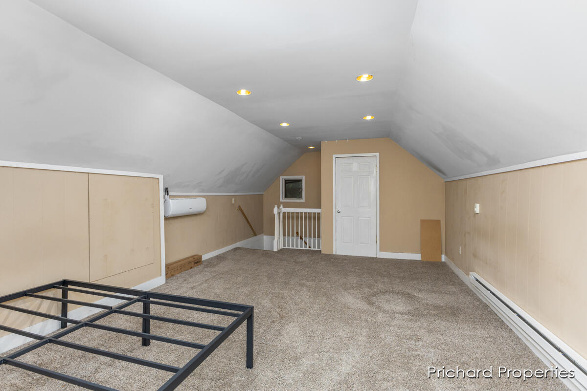 1222 Courtney Street NW