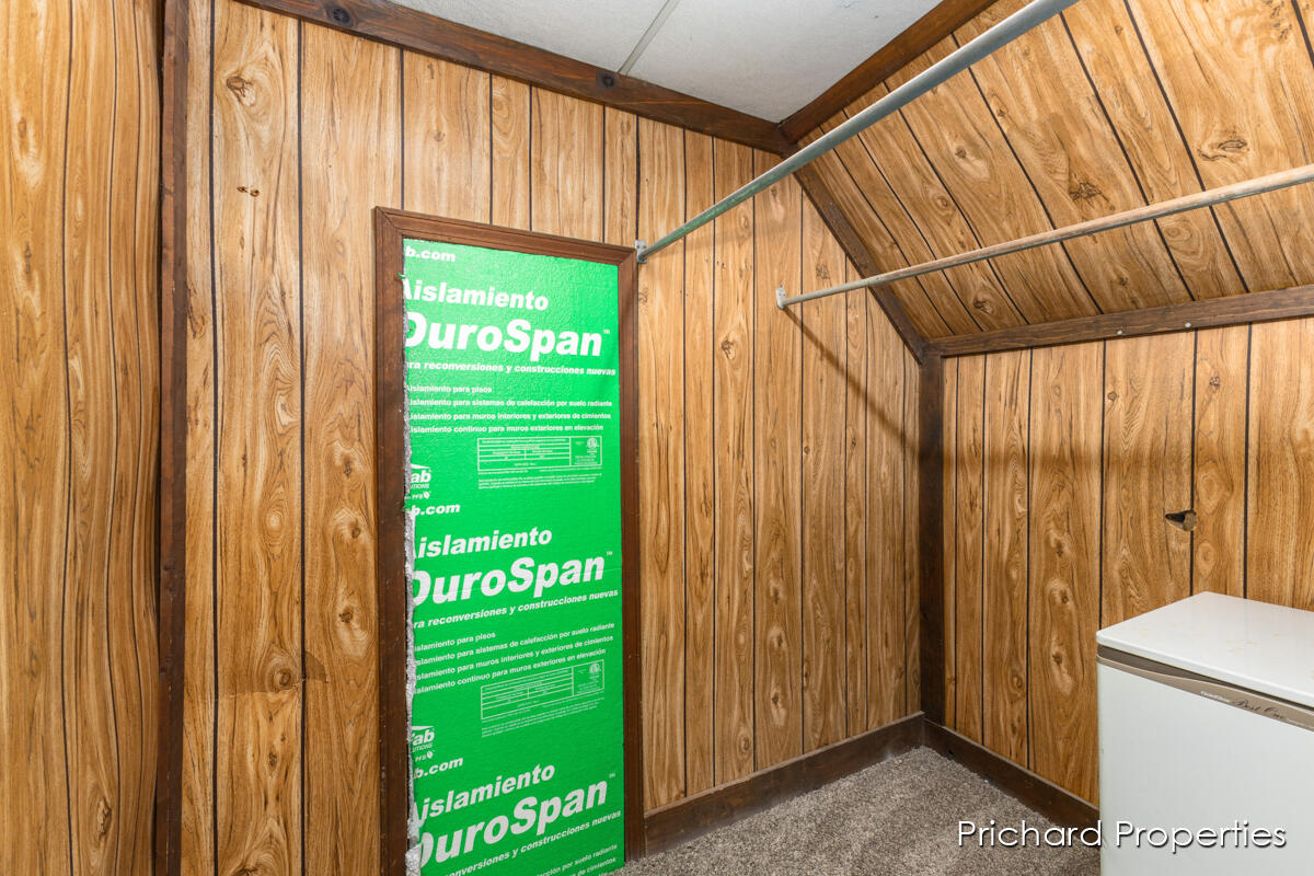 1222 Courtney Street NW