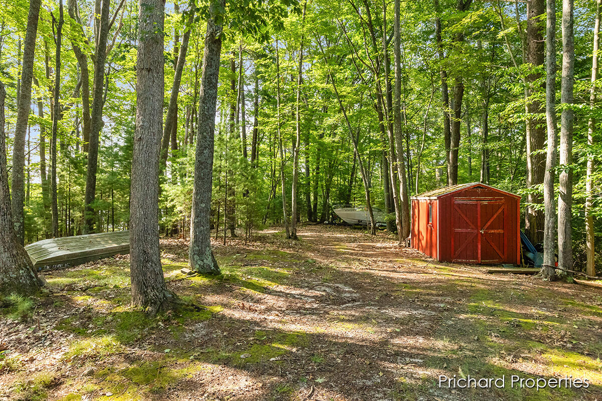 11670 Lake Shore Drive