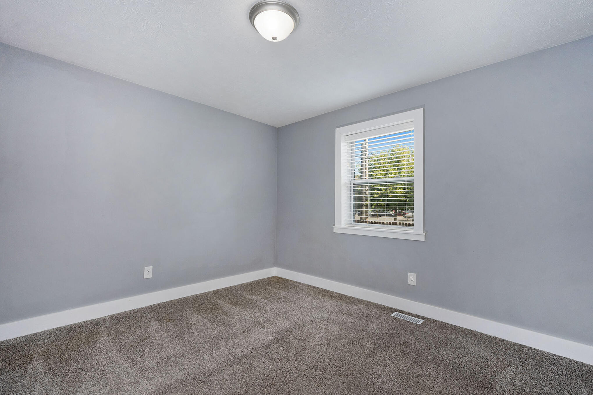 814 Crosby Street NW