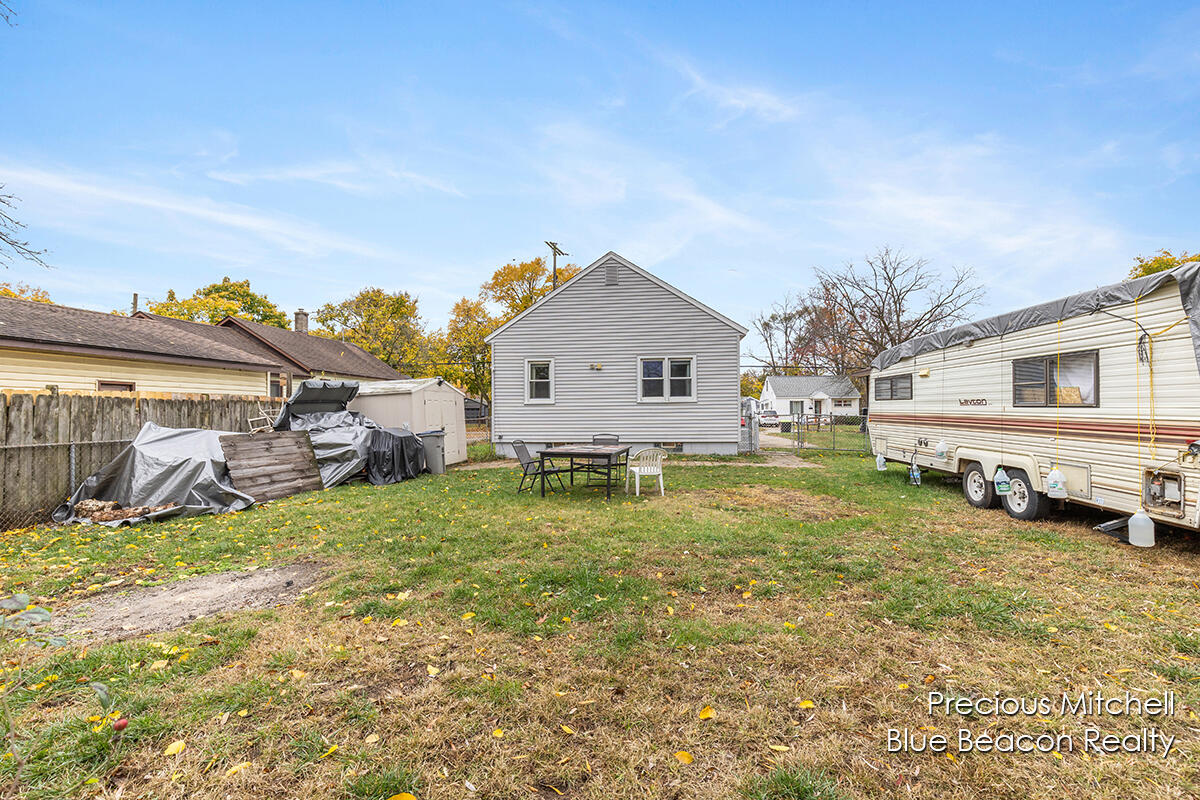 2040 Johanna Avenue SW