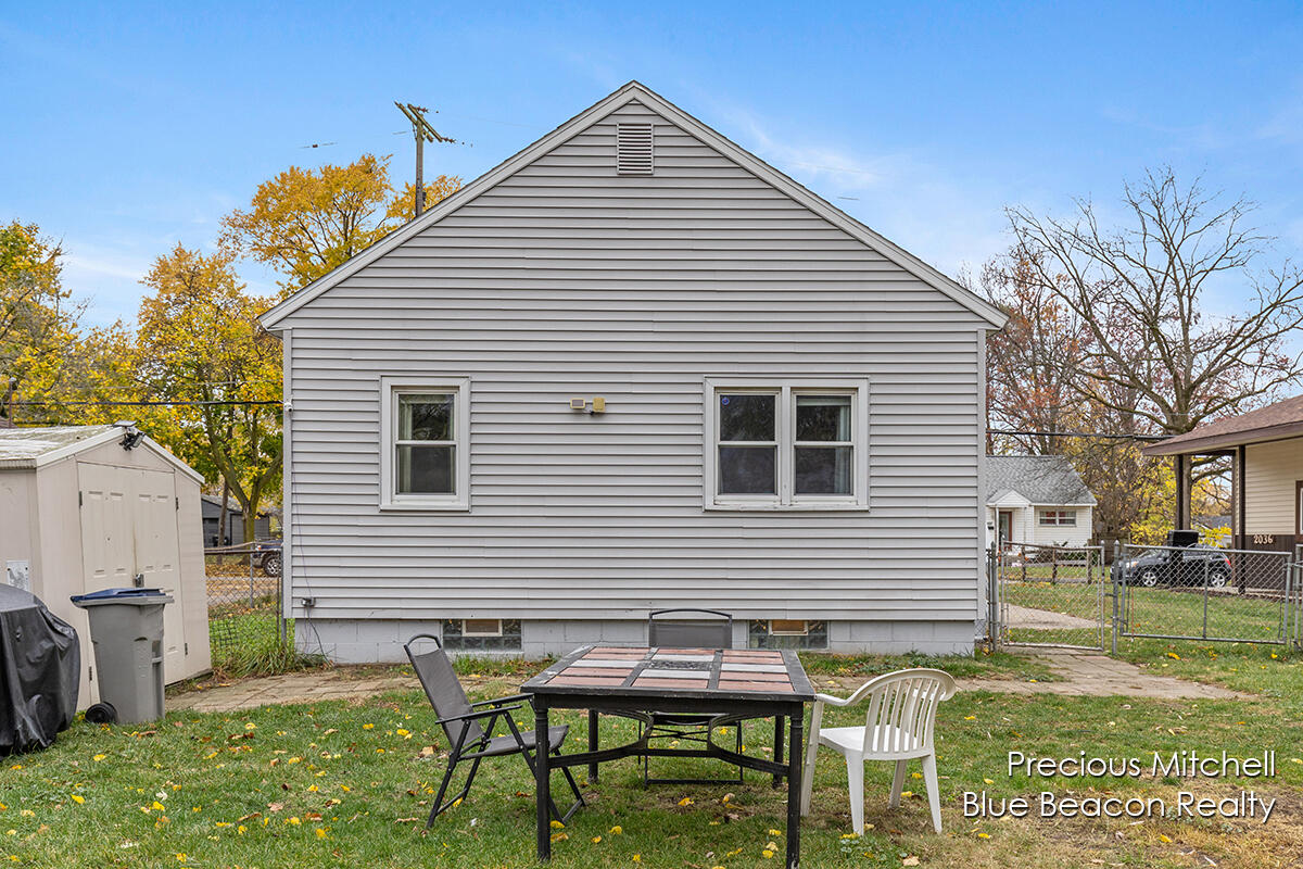 2040 Johanna Avenue SW