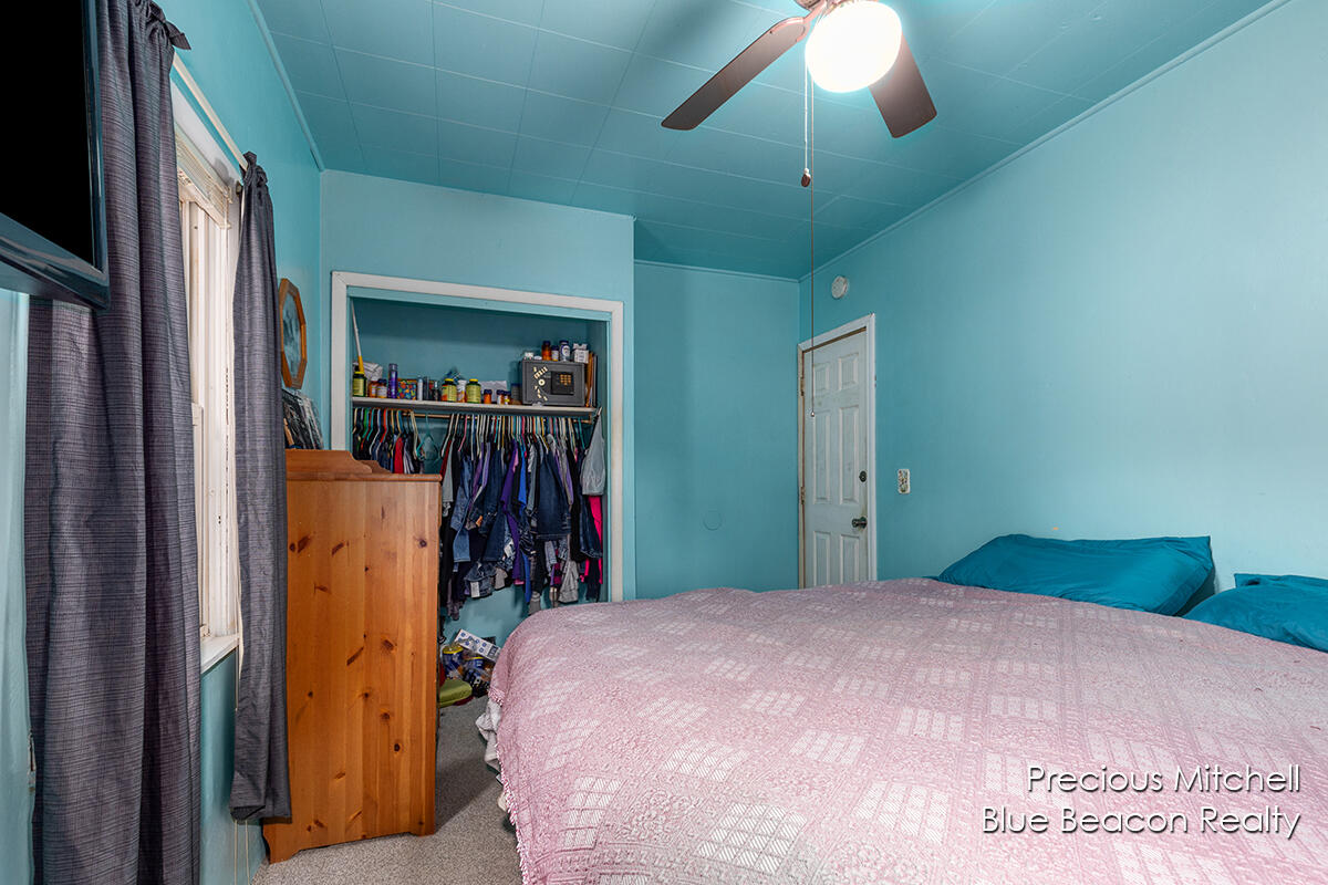 2040 Johanna Avenue SW