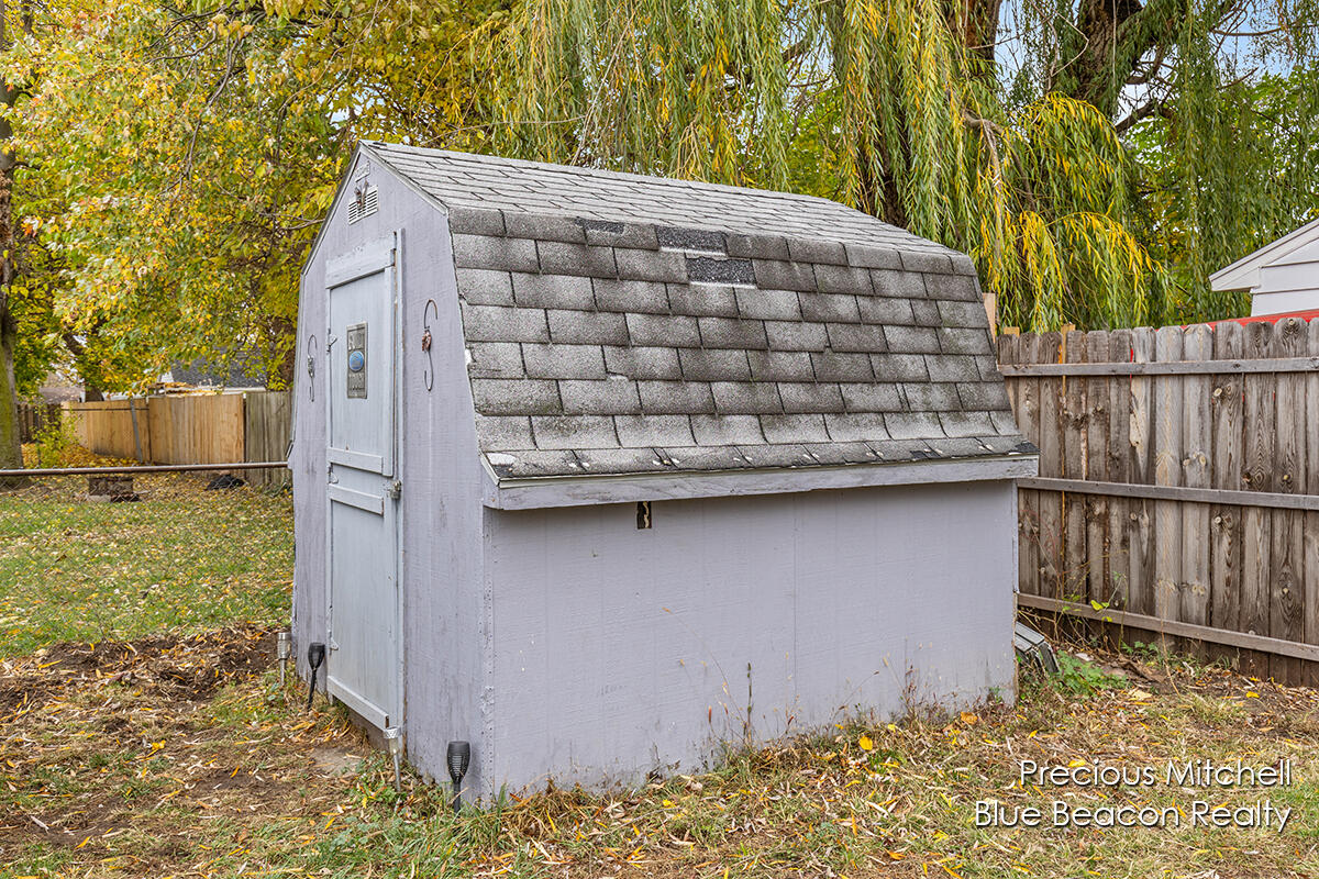 2040 Johanna Avenue SW