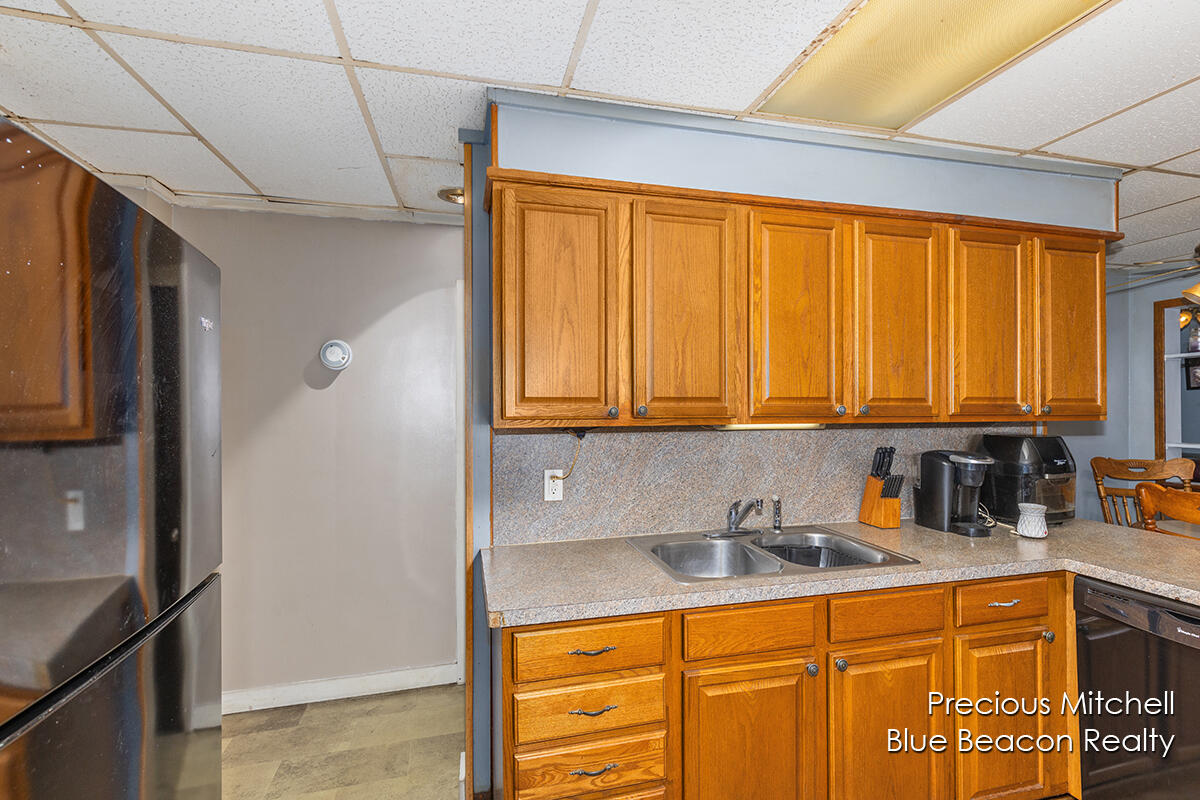 2040 Johanna Avenue SW