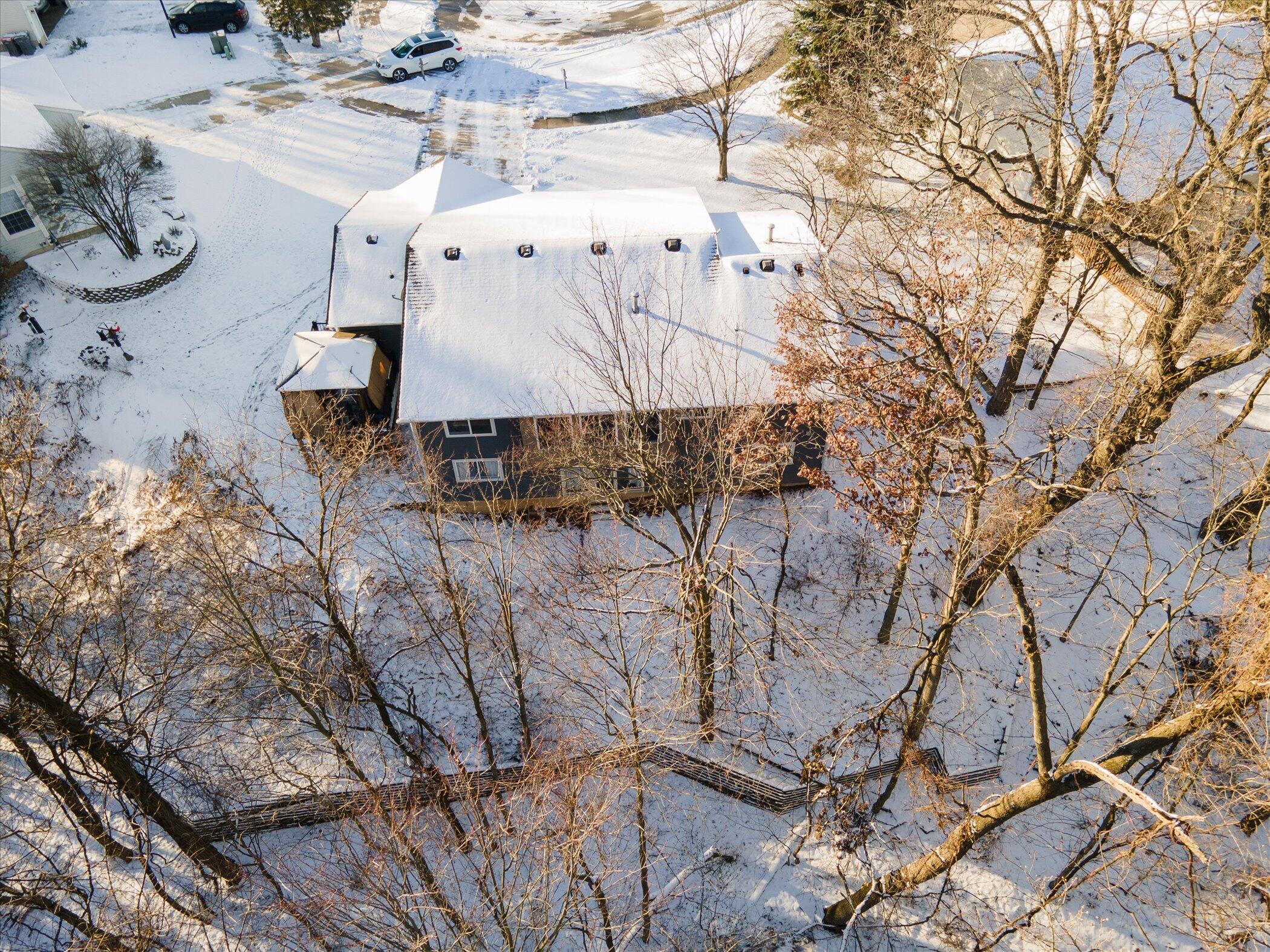 4238 Summerwind Avenue NE