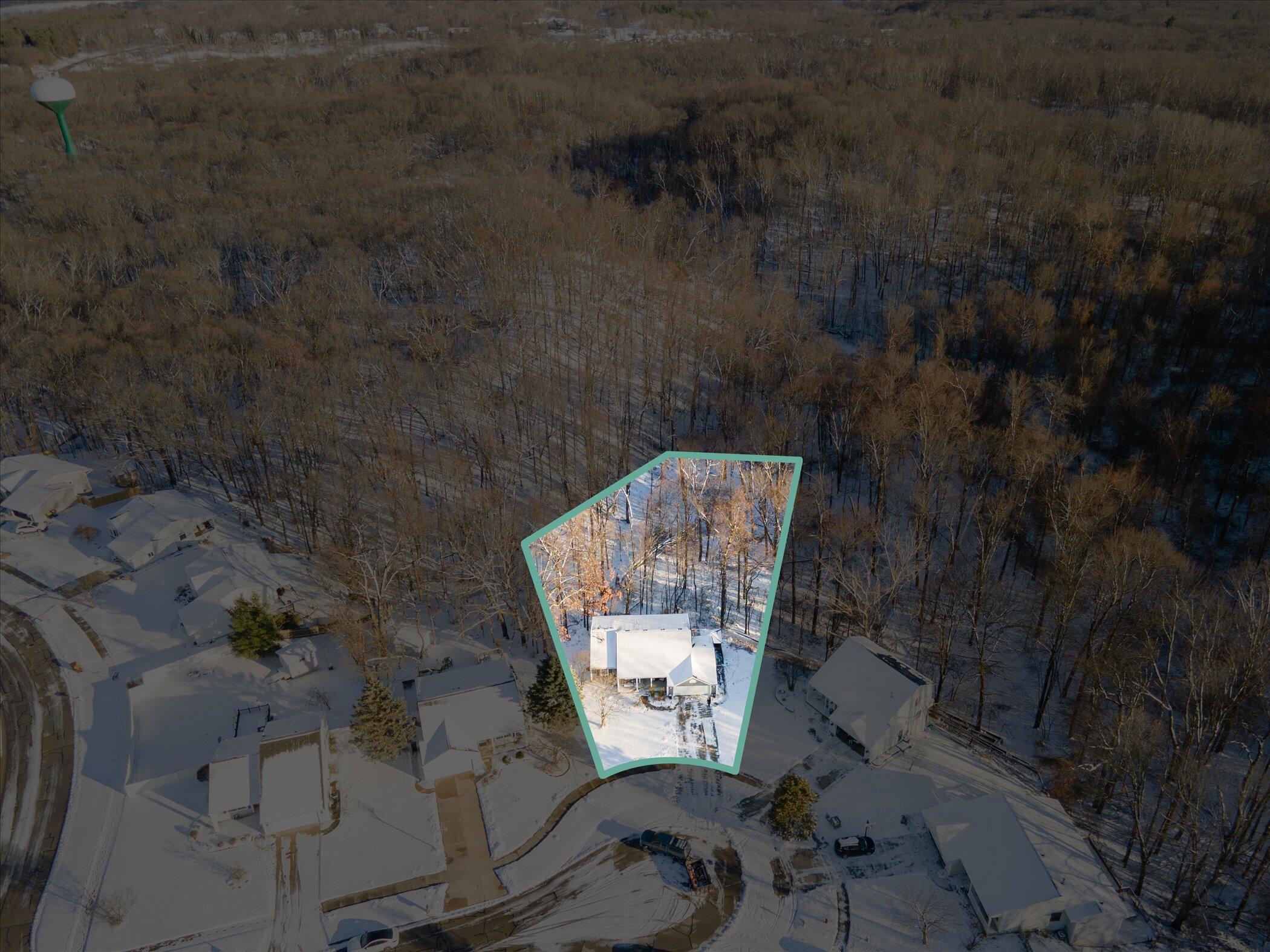 4238 Summerwind Avenue NE