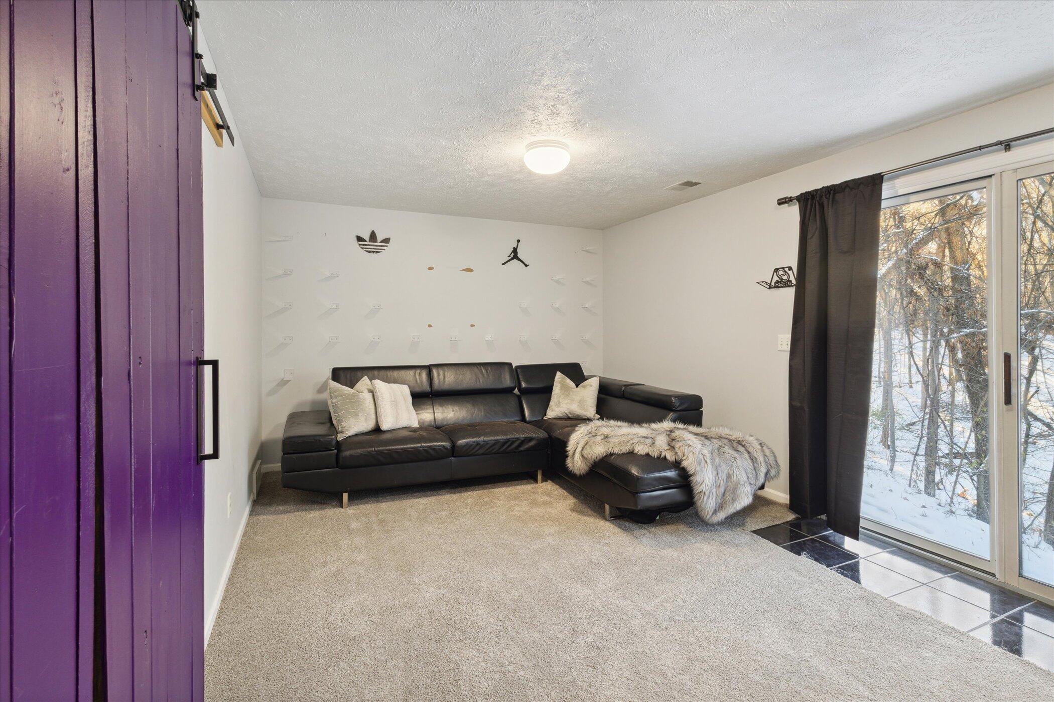 4238 Summerwind Avenue NE