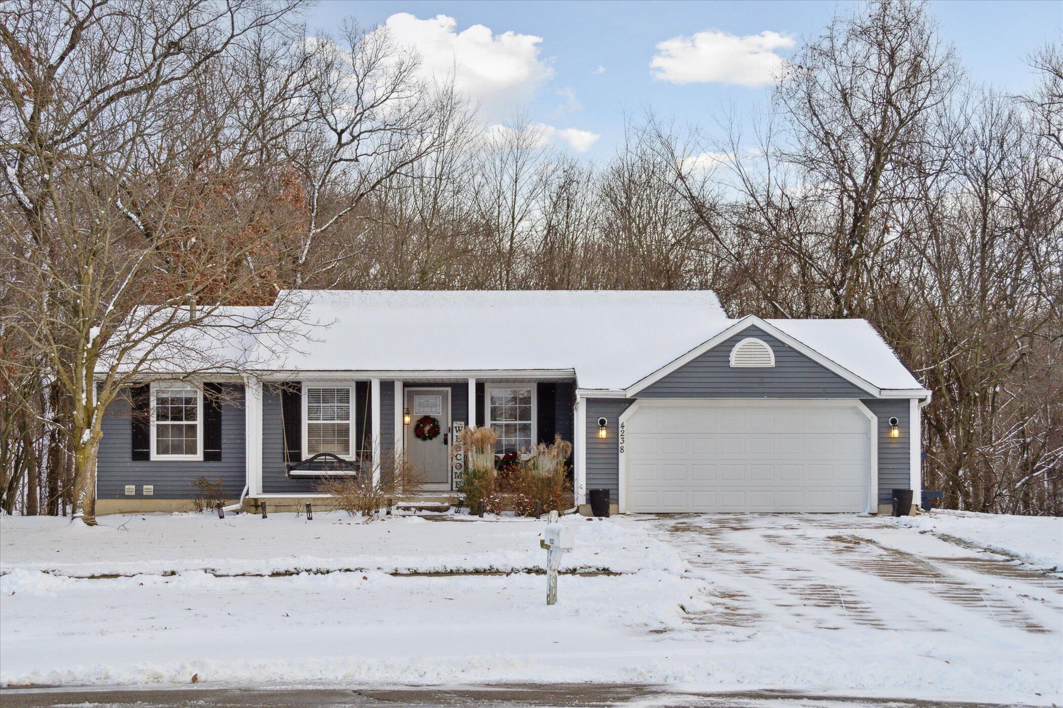 4238 Summerwind Avenue NE