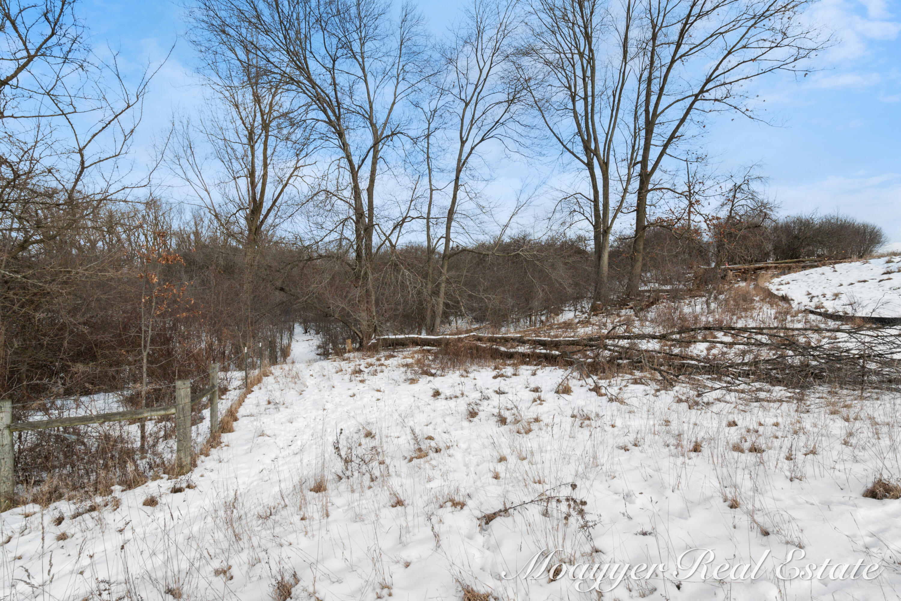 2700 Miracle Lane NE