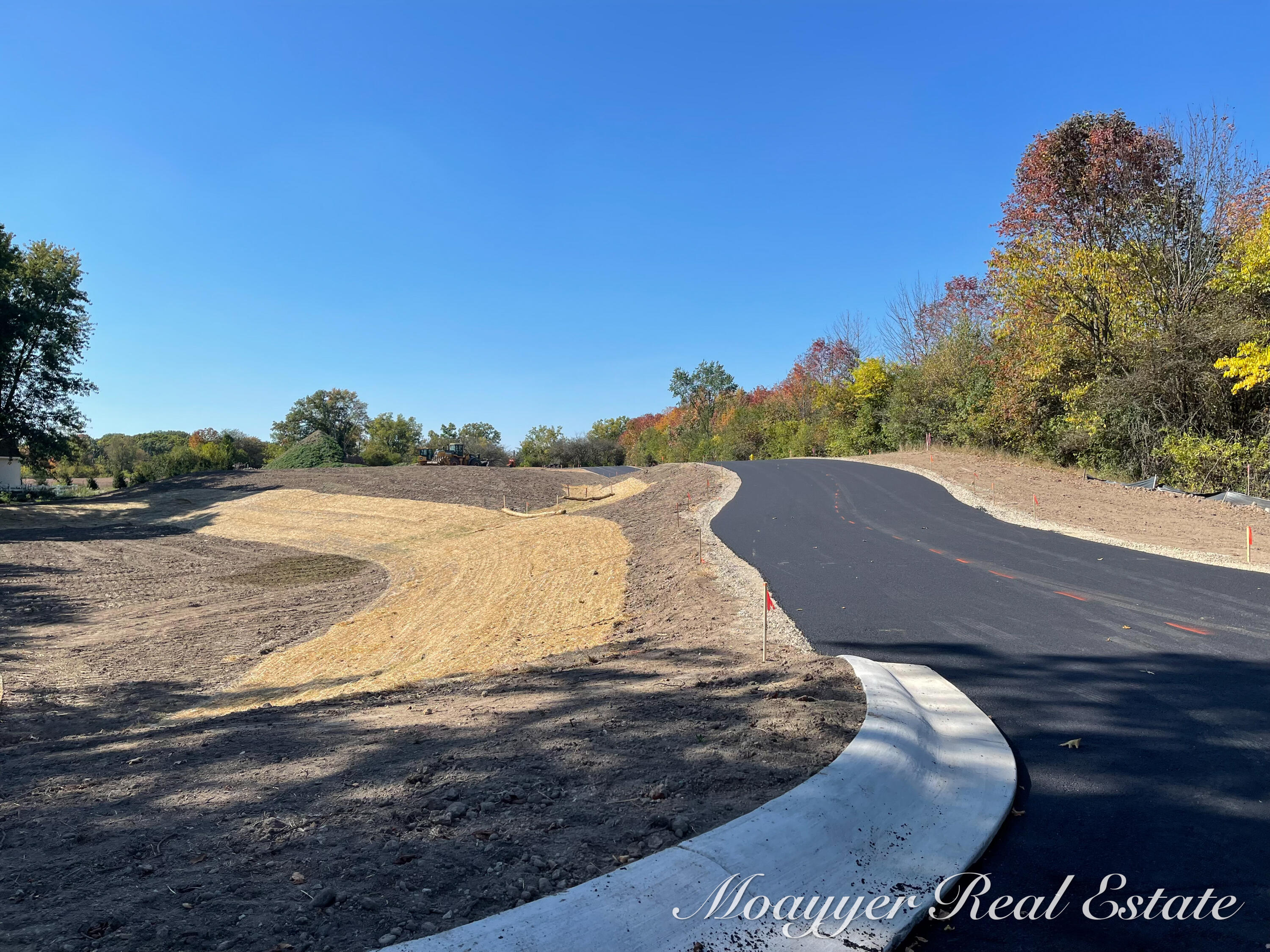 2700 Miracle Lane NE