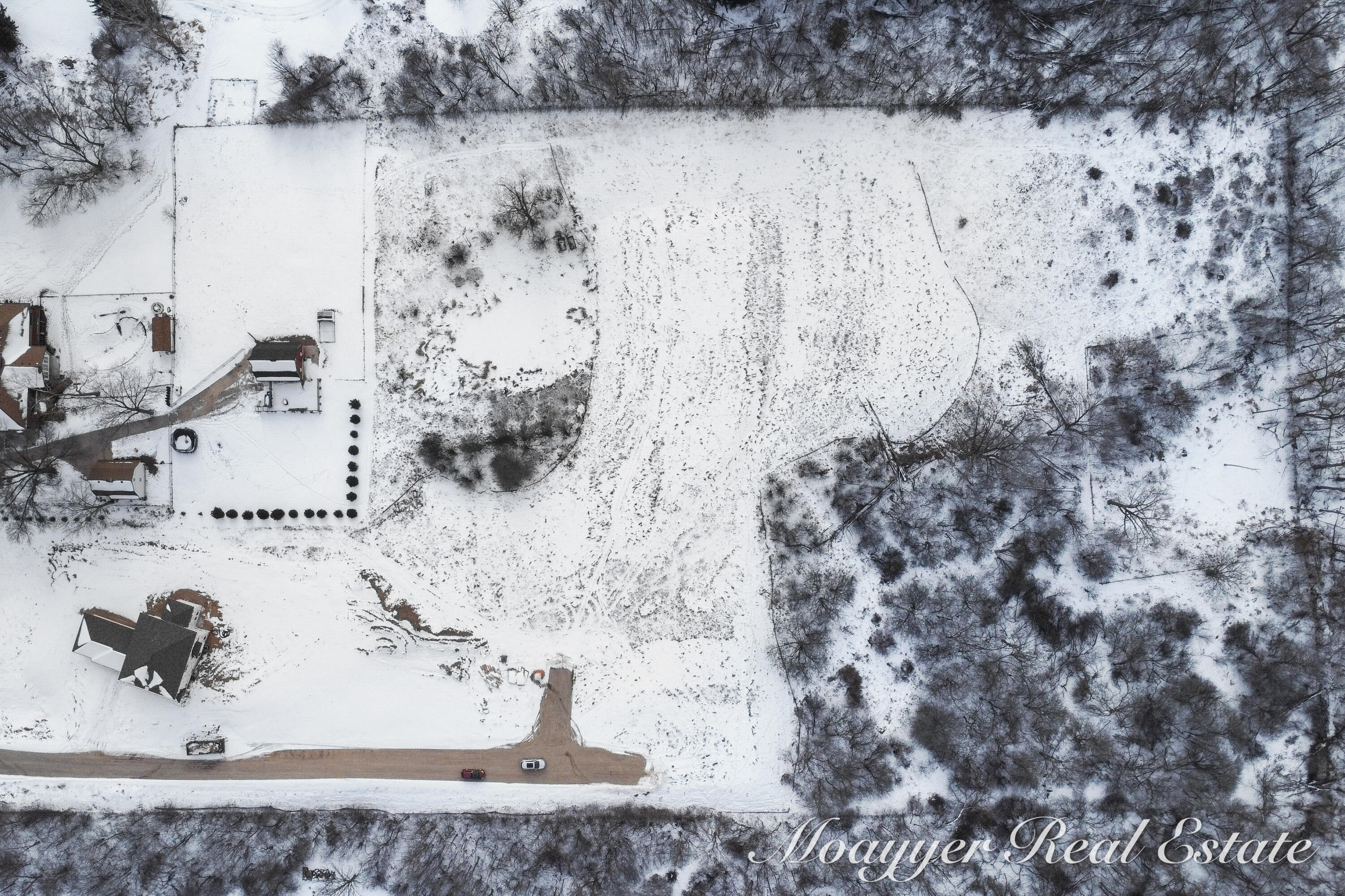 2700 Miracle Lane NE