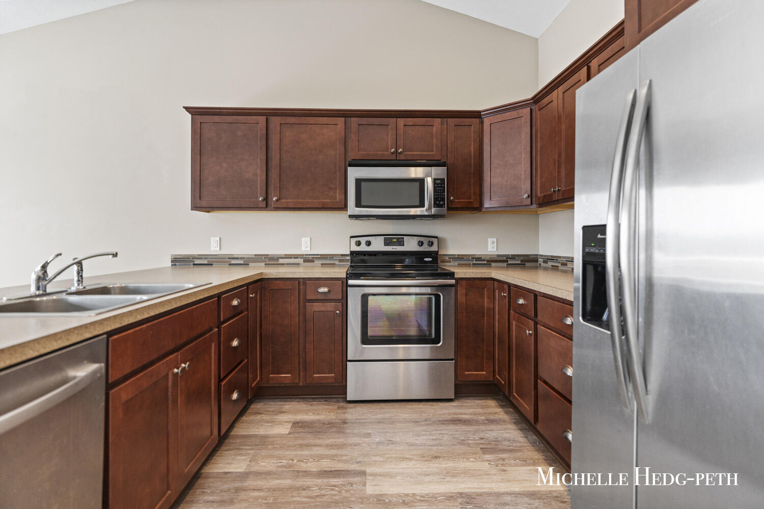 3234 Birch Creek Court SE