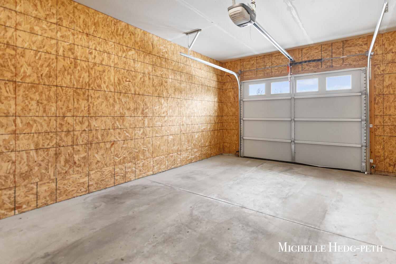 3234 Birch Creek Court SE