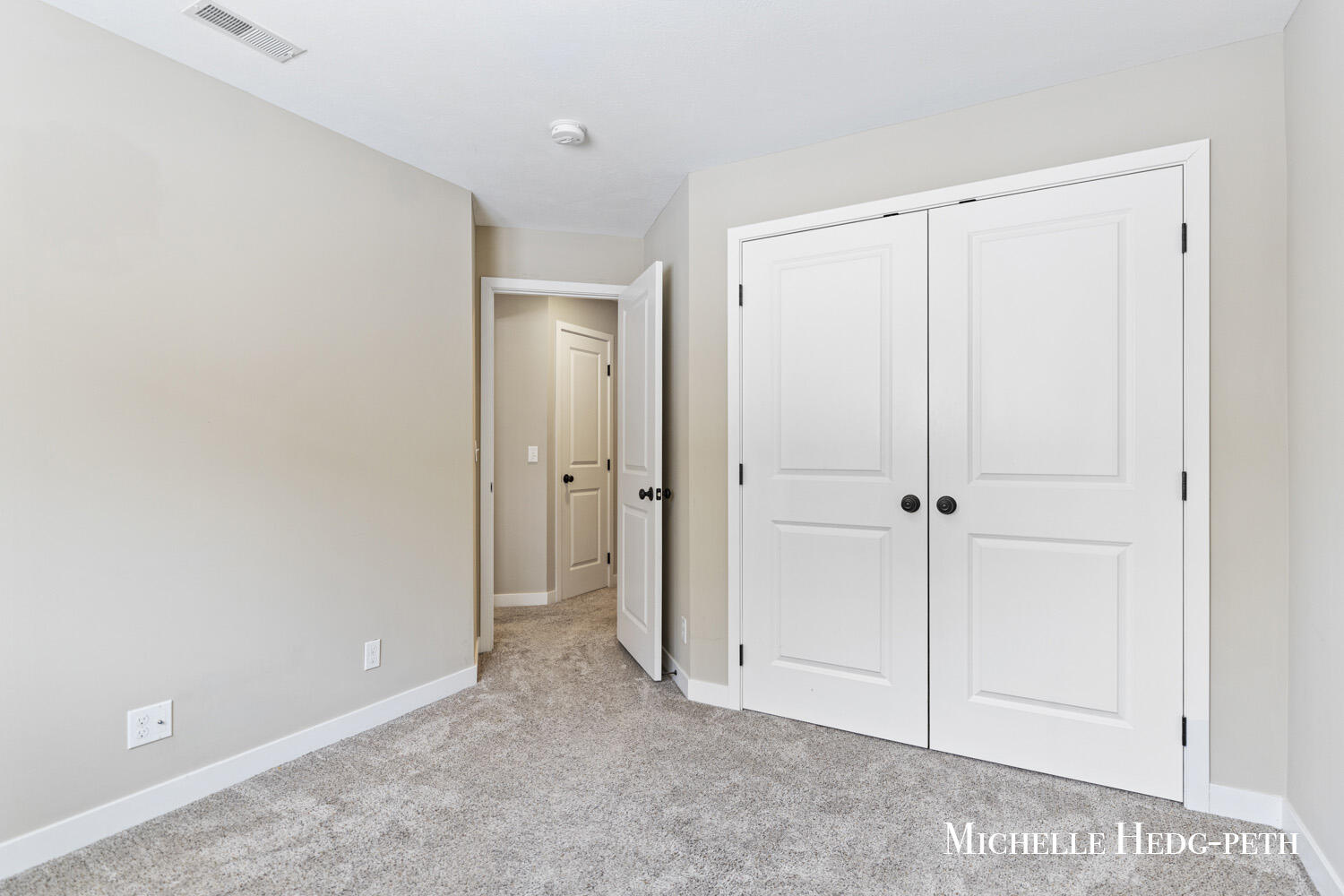 3234 Birch Creek Court SE