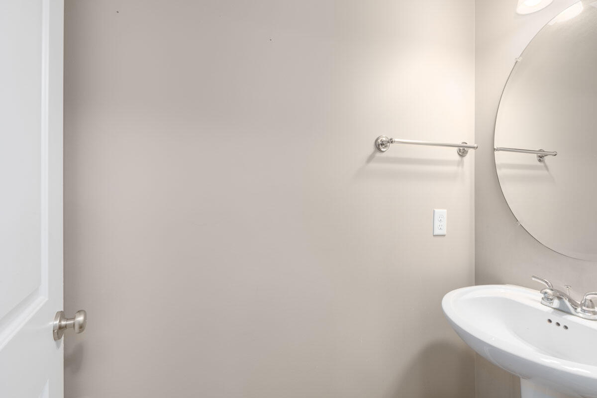 1000 Cobblestone Way Drive SE