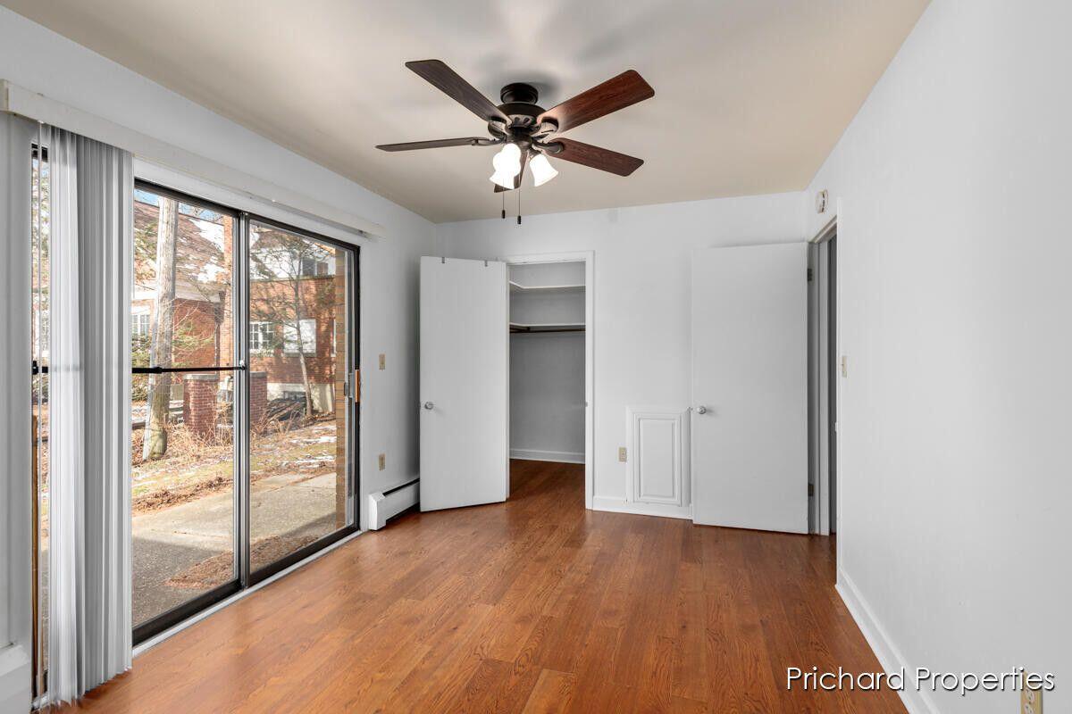 23 College Avenue SE, 13