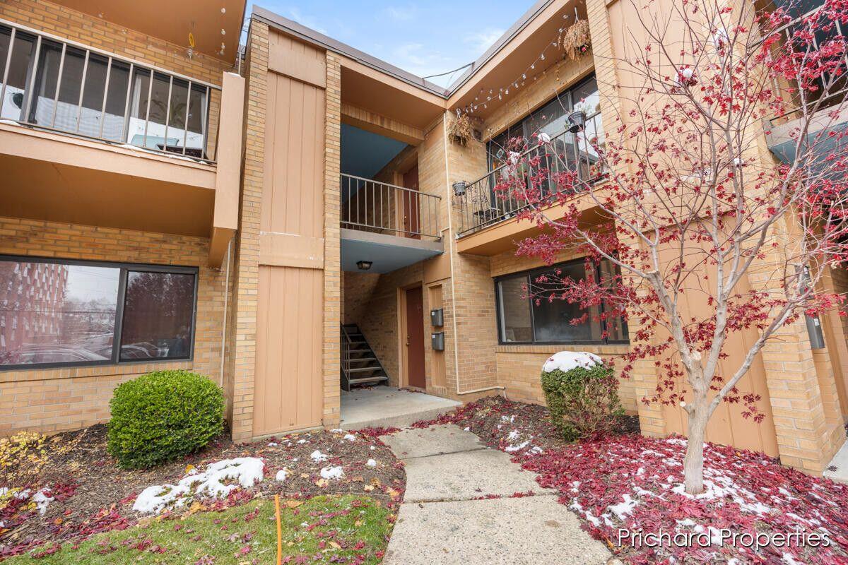 23 College Avenue SE, 13